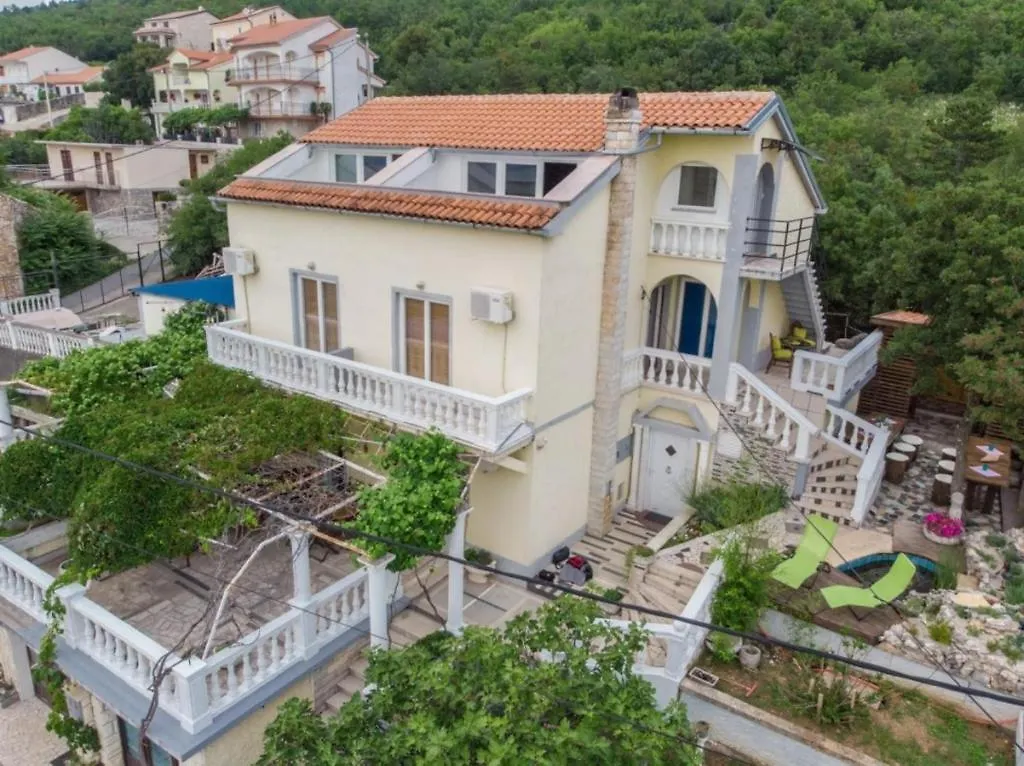 Studio Apartment In Crikvenica With Sea View, Terrace, Air Conditioning, Wifi 4628-5 0*,