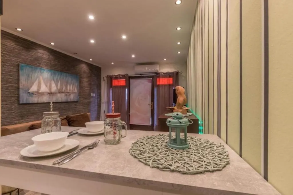 Studio Apartment In Crikvenica With Sea View, Terrace, Air Conditioning, Wifi 4628-5