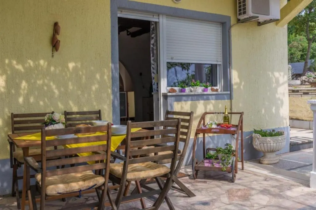 Studio Apartment In Crikvenica With Sea View, Terrace, Air Conditioning, Wifi 4628-5